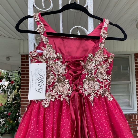 Tiffany wine/gold  pageant dress little girl size 8, new with tags - Picture 12 of 14